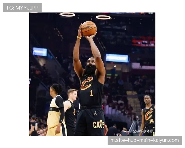 骑士利用哈登挡拆能力 阿伦连续三场砍下20+两双 骑士利用哈登挡拆能力 阿伦连续三场砍下20+两双